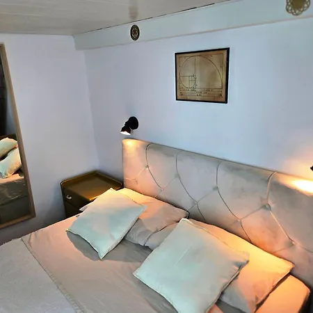 Appartement Plutus With Free Parking