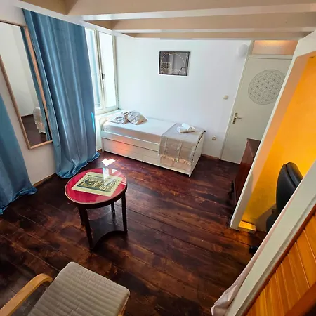 Plutus With Free Parking * Κόπερ