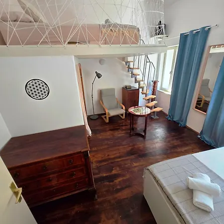 Апартаменты Plutus With Free Parking Копер