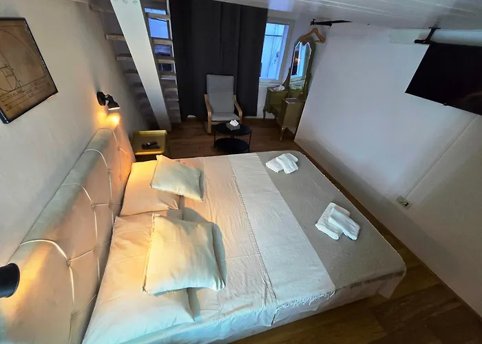 Plutus With Free Parking *