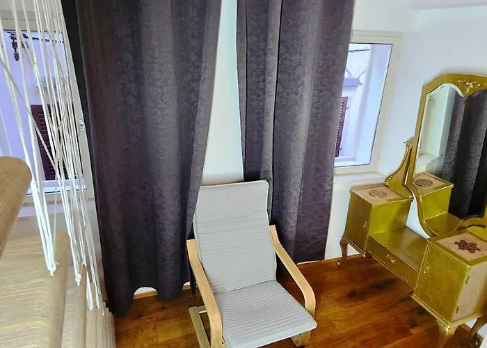 Plutus With Free Parking Appartamento