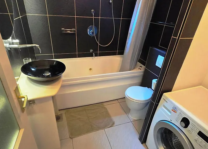 Plutus With Free Parking Apartmán Koper